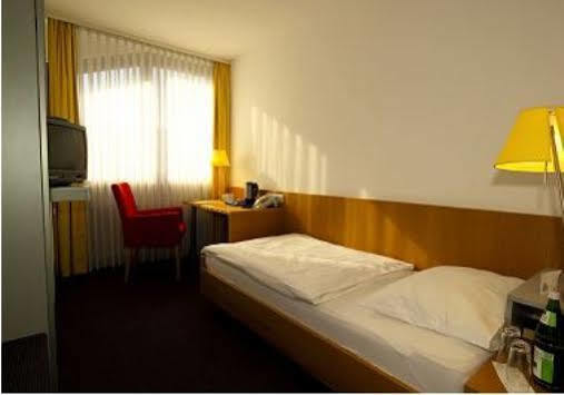 Hotel Spenerhaus Frankfurt pe Main Exterior foto